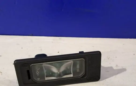 Jaguar XE Number plate light 201393 012235