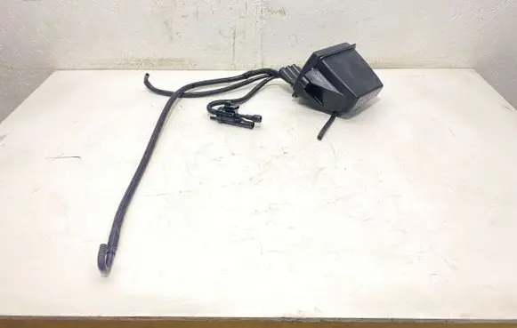 Vacuum air tank