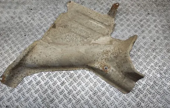 Toyota Avensis T250 Fuel tank bottom protection 