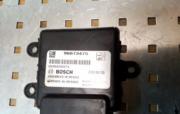 Opel Antara Parking PDC control unit/module 96673475 0263004220