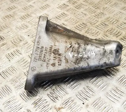 BMW 7 F01 F02 F03 F04 Engine mounting bracket 6777621