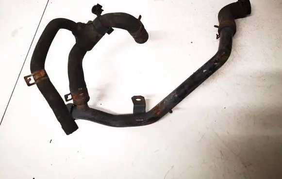 Audi A4 S4 B5 8D Engine coolant pipe/hose 058121058q