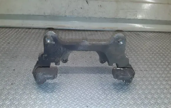 Volkswagen PASSAT B6 Front Brake Caliper Pad/Carrier