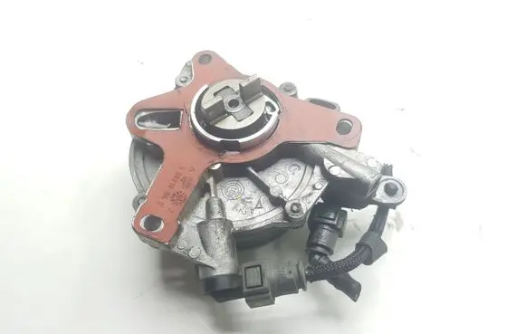Peugeot 3008 I Vacuum pump 7021390500