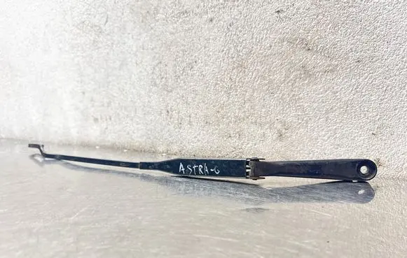 Opel Astra G Front wiper blade arm 90559601