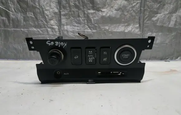 Renault Koleos I Head unit multimedia control 