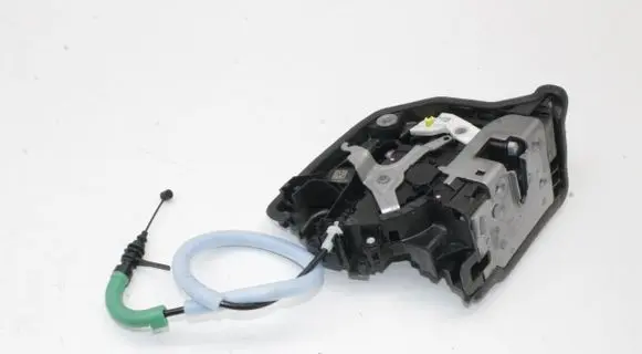 BMW X1 F48 F49 Front door lock 7281936