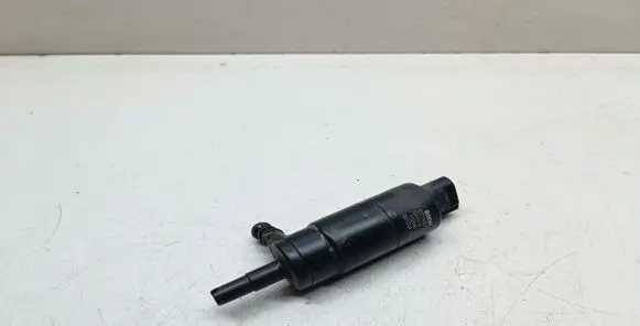 BMW 3 E92 E93 Headlight washer pump 8377430
