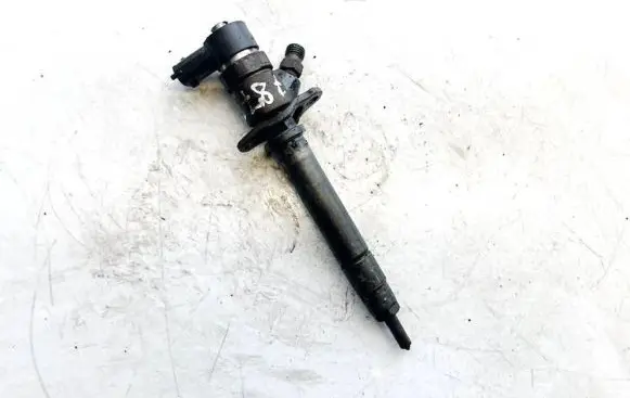 Volvo S60 Fuel injector 0445110078 8658351