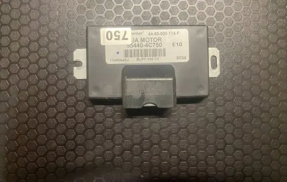 KIA Sorento Transfer box differential control unit 954404C750 4450000114F 11400A4SJ