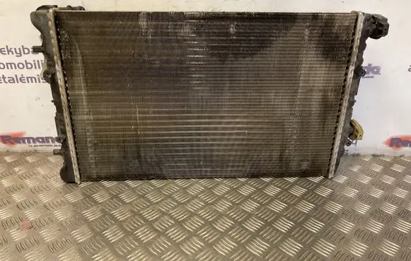 Volkswagen Polo Coolant radiator 6Q0121253Q