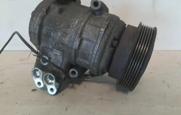 KIA Carens I Air conditioning (A/C) compressor (pump)