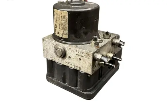 Volvo V50 ABS Pump 30794730AA 08W082 10096004293