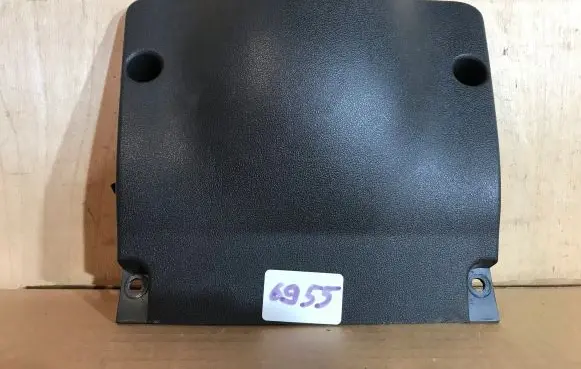 Dashboard lower bottom trim panel