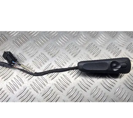 Opel Omega B1 Electric window control switch 4670601 46723
