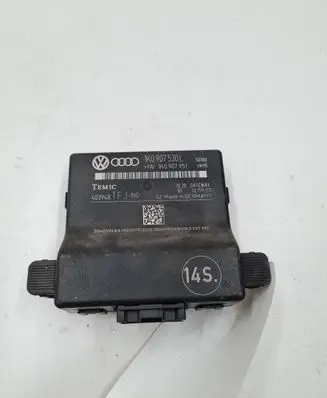 Volkswagen Eos Gateway control module 1K0907530L 1K0907951