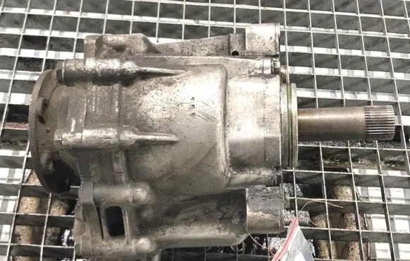 Volkswagen Bora Gearbox transfer box case 7902220
