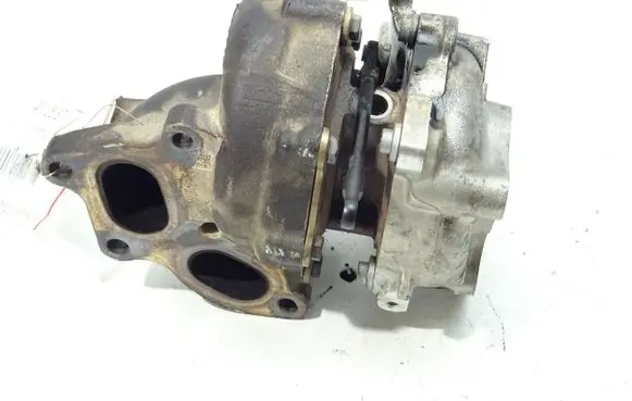 Volkswagen PASSAT B8 Turbo 03N145401G