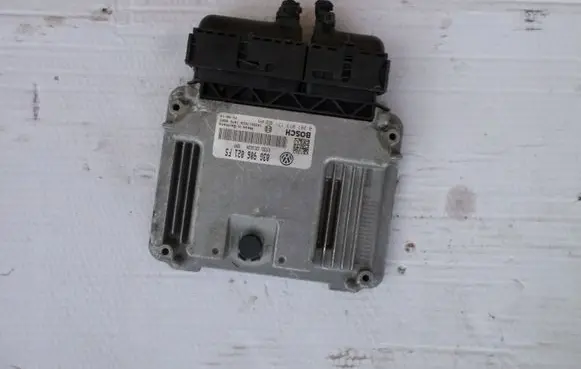 Volkswagen PASSAT B6 Engine control unit/module 03G90602FS