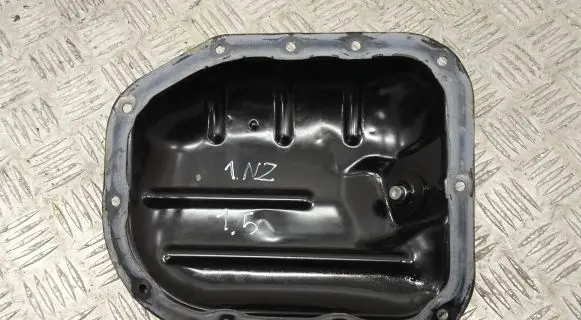 Toyota Yaris Oil sump