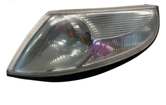 Saab 9-5 Front indicator light E26704