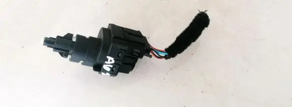 Skoda Fabia Mk1 (6Y) Brake pedal sensor switch 6Q0945511