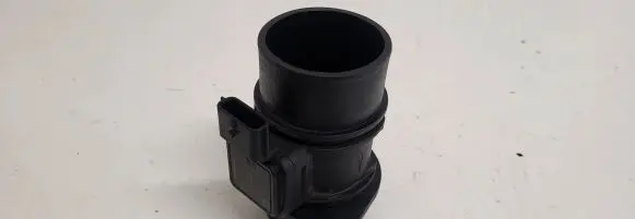 Renault Kangoo I Mass air flow meter 8200357204 007032043 5WK97006Z