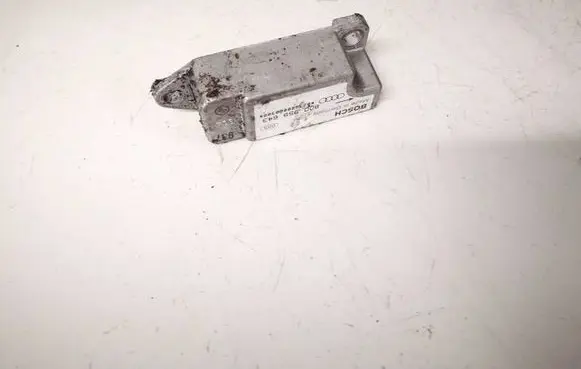 Audi A4 S4 B5 8D Airbag deployment crash/impact sensor 8d0959643