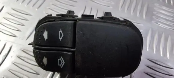Ford Focus Electric window control switch 98ag14529ac 03162303