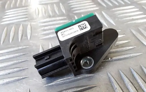 Seat Leon (1P) Airbag deployment crash/impact sensor 45071303 31576054KR