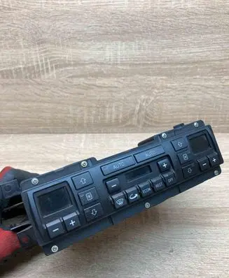 Audi A8 S8 D2 4D Climate control unit 4D0820043E 5HB00715501