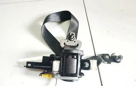 Honda FR-V Front seatbelt 6023602