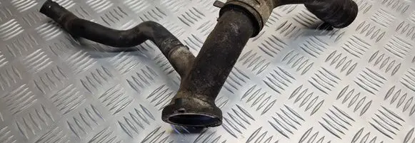 Toyota RAV 4 (XA20) Engine coolant pipe/hose
