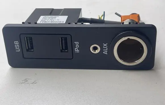 USB socket connector