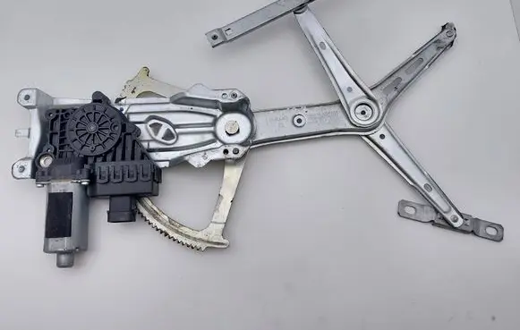Opel Astra H Front door window regulator with motor 13100418