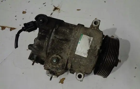Seat Altea Air conditioning (A/C) compressor (pump) 