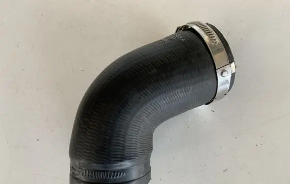Audi Q3 8U Intercooler hose/pipe 5N0145833A