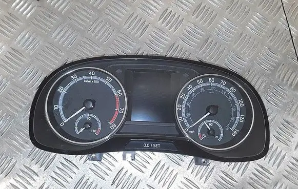 Speedometer (instrument cluster)