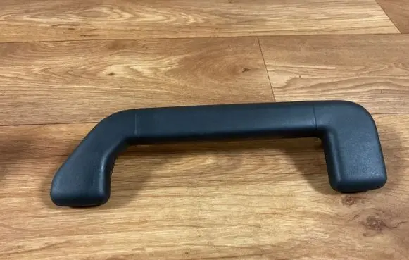 Volkswagen Touareg II Front interior roof grab handle 7P0857608B