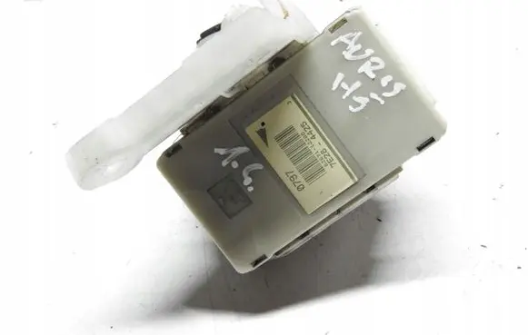 Toyota Auris 150 MPM control module 8267112270