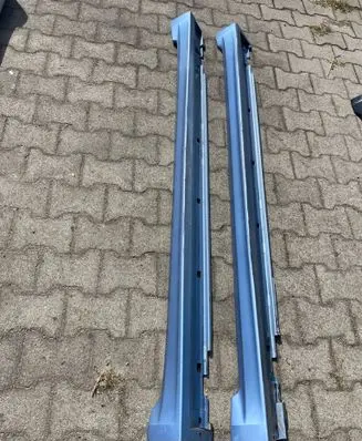 Foot area side trim