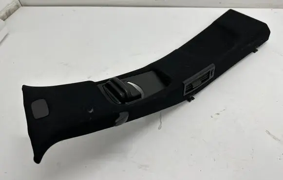 Mercedes-Benz S W221 (B) pillar trim (top) A2216900325