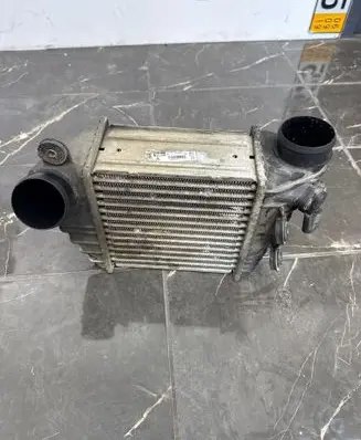 Seat Toledo II (1M) Intercooler radiator IA1070 862328X 1J0145803