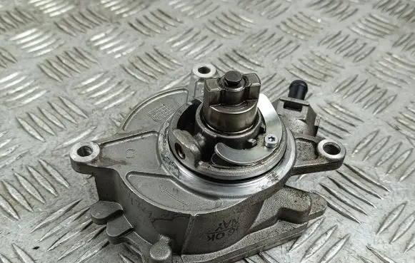 Honda CR-V Vacuum pump 36300RZ0G010M2
