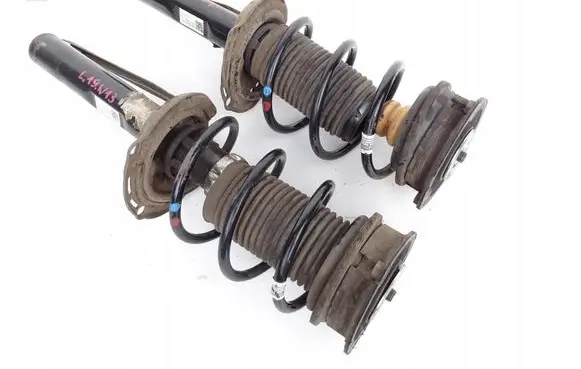 Skoda Octavia Mk3 (5E) Front shock absorber/damper 5Q0413023GH