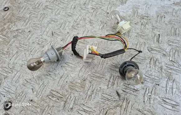KIA Ceed Tail light bulb cover holder