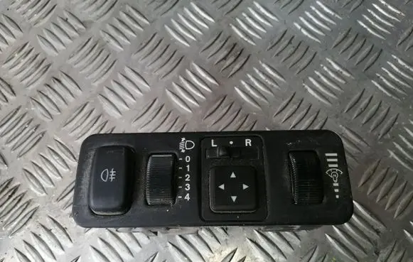 Mitsubishi Carisma Wing mirror switch MR740608 10480478410