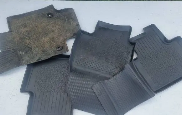 Toyota RAV 4 (XA50) Car floor mat set PW21042000 PW21042004
