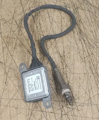 Mercedes-Benz E W213 Lambda probe sensor A0009050108