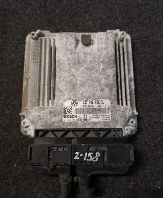 Skoda Octavia Mk2 (1Z) Engine control unit/module 03G906016DJ 1039S06266 0281011883